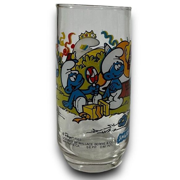 Hardees Smurfette Christmas Glass - Picture 3 of 9